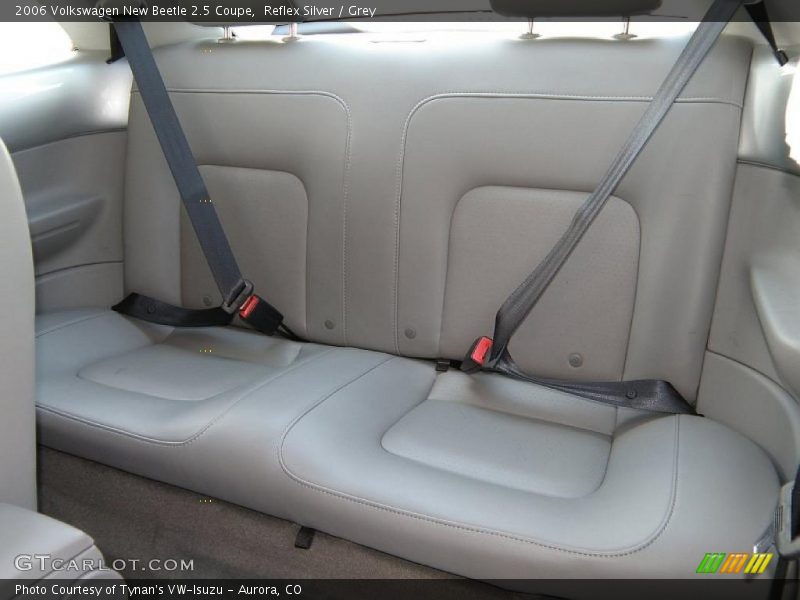 Reflex Silver / Grey 2006 Volkswagen New Beetle 2.5 Coupe