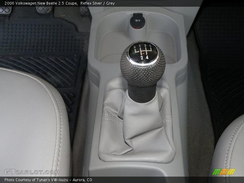 Reflex Silver / Grey 2006 Volkswagen New Beetle 2.5 Coupe