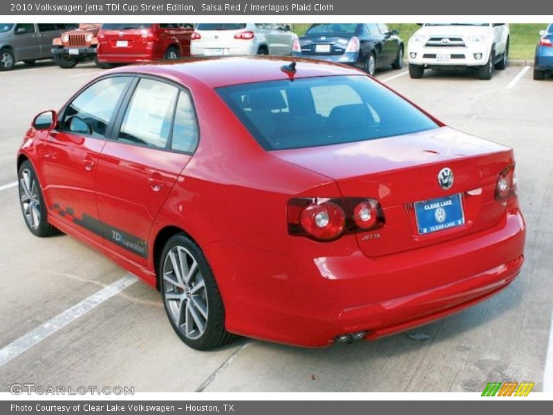 Salsa Red / Interlagos Plaid Cloth 2010 Volkswagen Jetta TDI Cup Street Edition