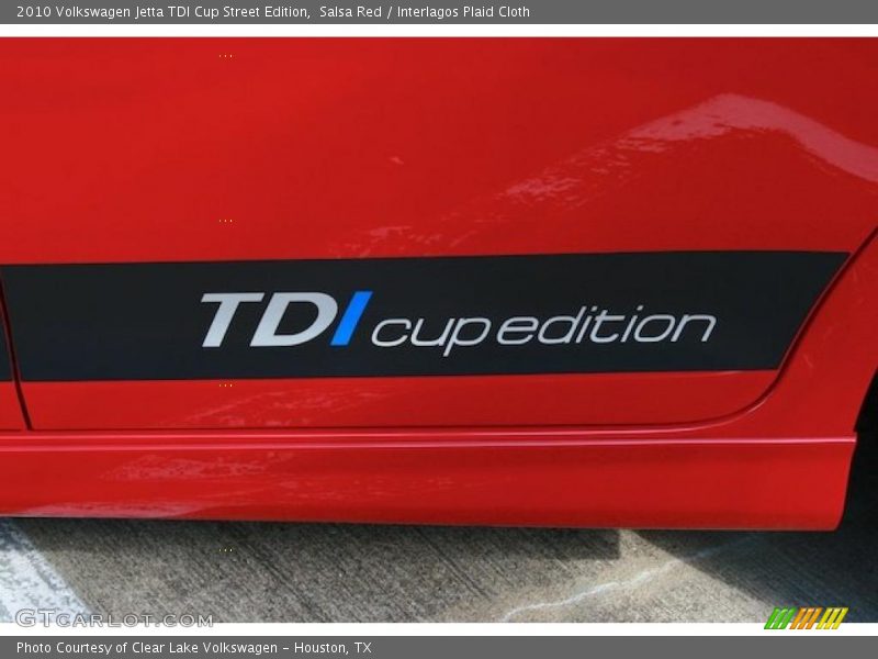 Salsa Red / Interlagos Plaid Cloth 2010 Volkswagen Jetta TDI Cup Street Edition