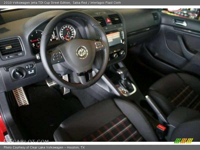 Salsa Red / Interlagos Plaid Cloth 2010 Volkswagen Jetta TDI Cup Street Edition