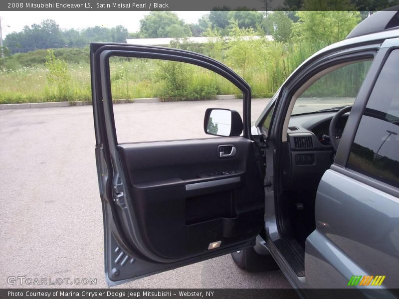 Satin Meisai Pearl / Black 2008 Mitsubishi Endeavor LS