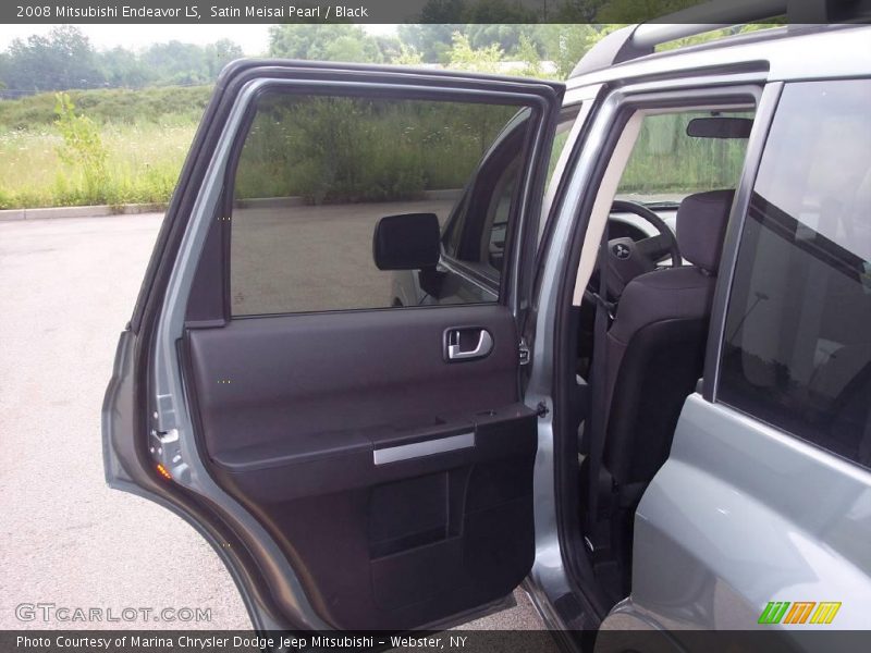 Satin Meisai Pearl / Black 2008 Mitsubishi Endeavor LS