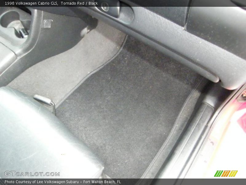 Tornado Red / Black 1998 Volkswagen Cabrio GLS