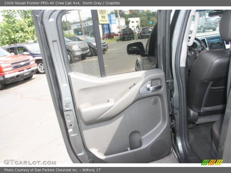 Storm Gray / Graphite 2009 Nissan Frontier PRO-4X Crew Cab 4x4