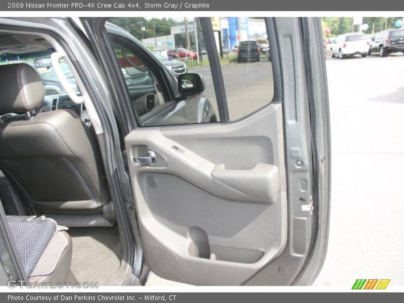 Storm Gray / Graphite 2009 Nissan Frontier PRO-4X Crew Cab 4x4