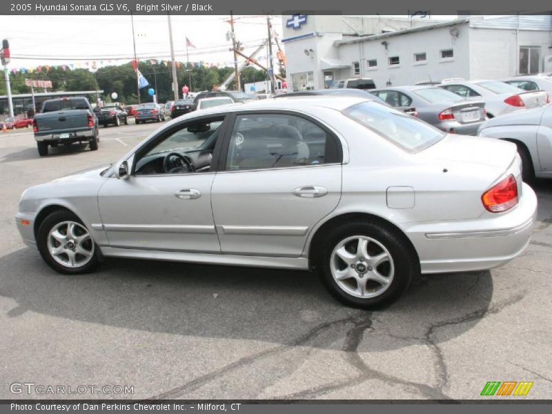 Bright Silver / Black 2005 Hyundai Sonata GLS V6