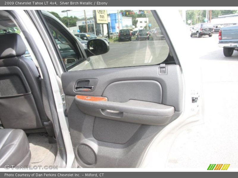 Silver Birch Metallic / Ebony 2009 Chevrolet Tahoe LT 4x4
