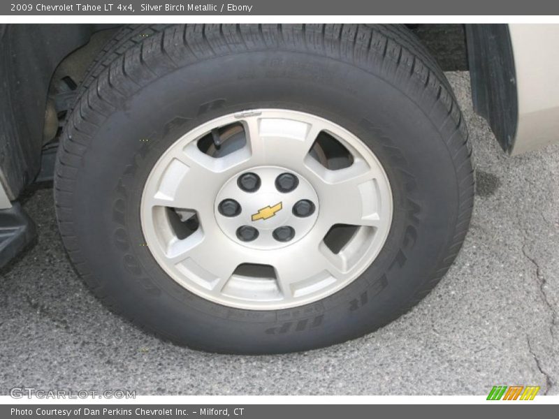 Silver Birch Metallic / Ebony 2009 Chevrolet Tahoe LT 4x4