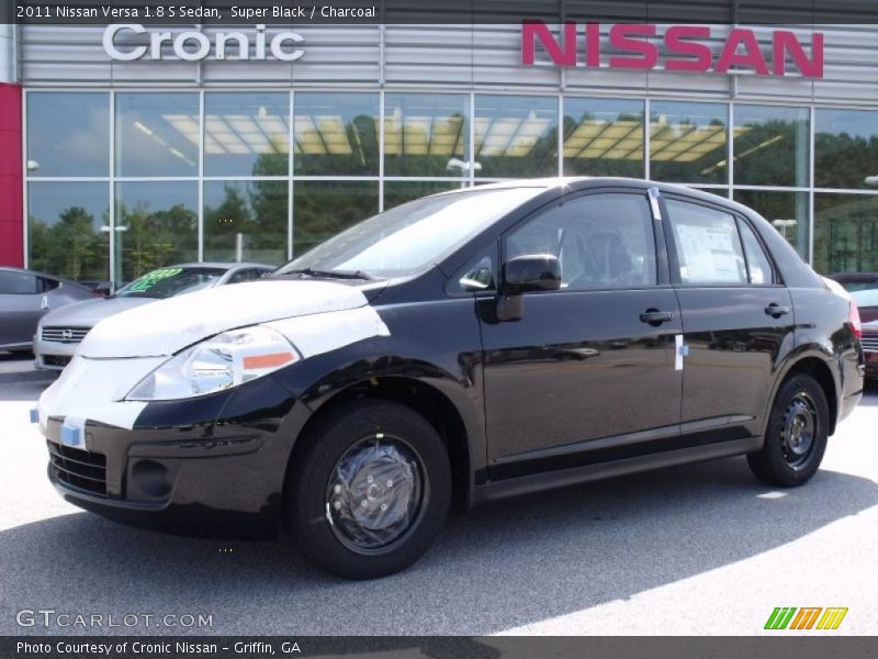 Super Black / Charcoal 2011 Nissan Versa 1.8 S Sedan