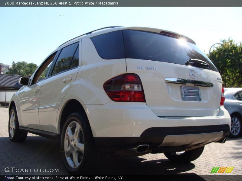Arctic White / Macadamia 2008 Mercedes-Benz ML 350 4Matic