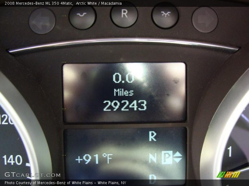 Arctic White / Macadamia 2008 Mercedes-Benz ML 350 4Matic