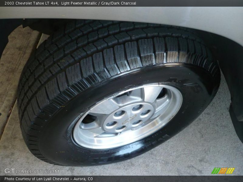 Light Pewter Metallic / Gray/Dark Charcoal 2003 Chevrolet Tahoe LT 4x4