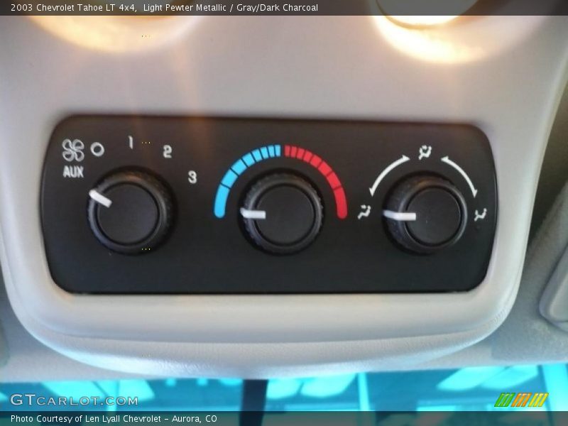 Light Pewter Metallic / Gray/Dark Charcoal 2003 Chevrolet Tahoe LT 4x4