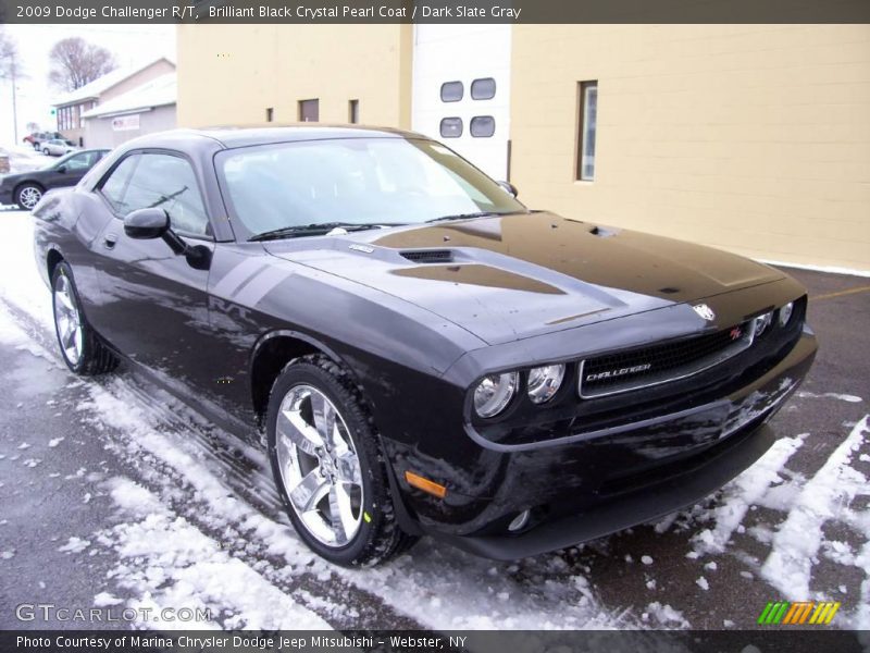 Brilliant Black Crystal Pearl Coat / Dark Slate Gray 2009 Dodge Challenger R/T