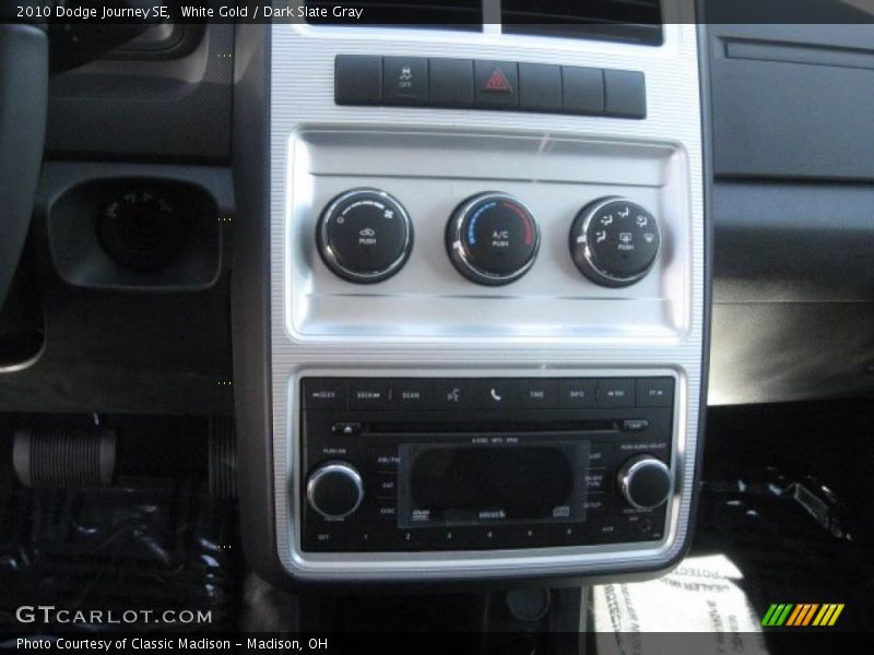 White Gold / Dark Slate Gray 2010 Dodge Journey SE