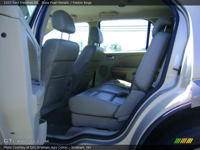 Dune Pearl Metallic / Pebble Beige 2007 Ford Freestyle SEL