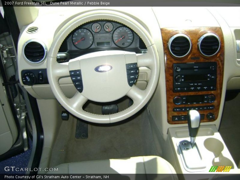 Dune Pearl Metallic / Pebble Beige 2007 Ford Freestyle SEL