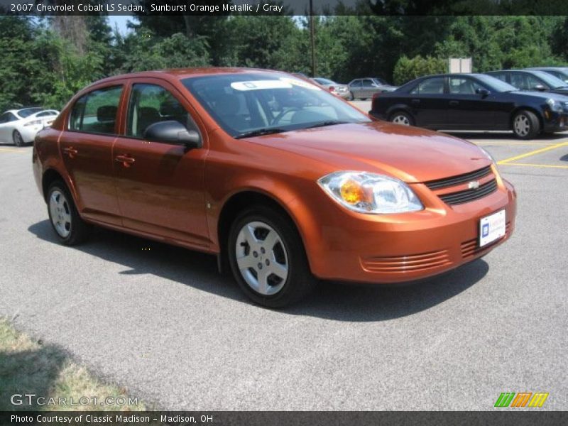 Sunburst Orange Metallic / Gray 2007 Chevrolet Cobalt LS Sedan