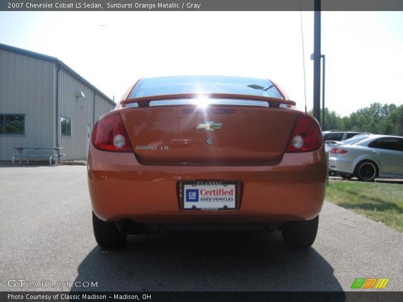 Sunburst Orange Metallic / Gray 2007 Chevrolet Cobalt LS Sedan