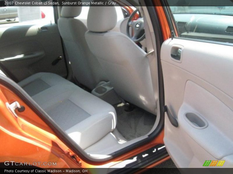 Sunburst Orange Metallic / Gray 2007 Chevrolet Cobalt LS Sedan