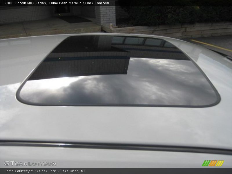 Dune Pearl Metallic / Dark Charcoal 2008 Lincoln MKZ Sedan