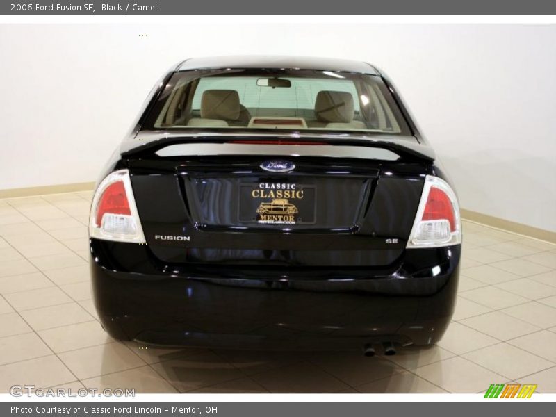 Black / Camel 2006 Ford Fusion SE