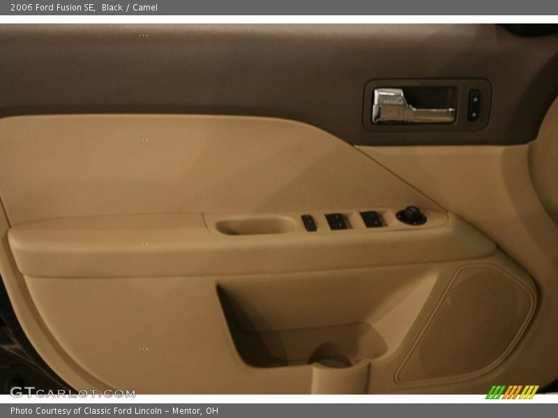 Black / Camel 2006 Ford Fusion SE