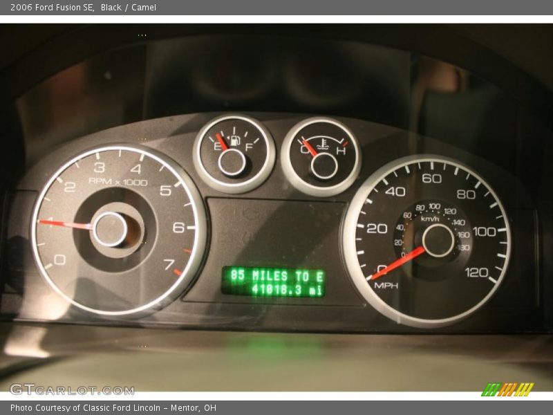 Black / Camel 2006 Ford Fusion SE