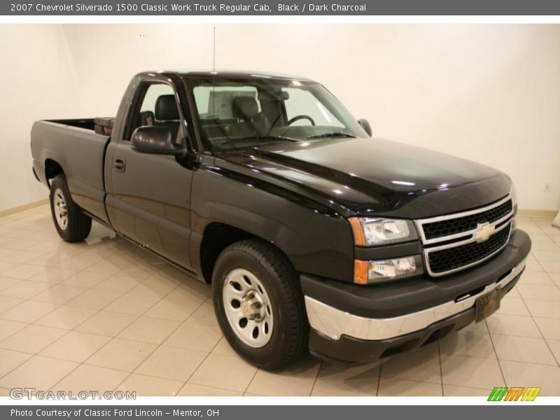 Black / Dark Charcoal 2007 Chevrolet Silverado 1500 Classic Work Truck Regular Cab