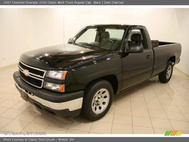 Black / Dark Charcoal 2007 Chevrolet Silverado 1500 Classic Work Truck Regular Cab