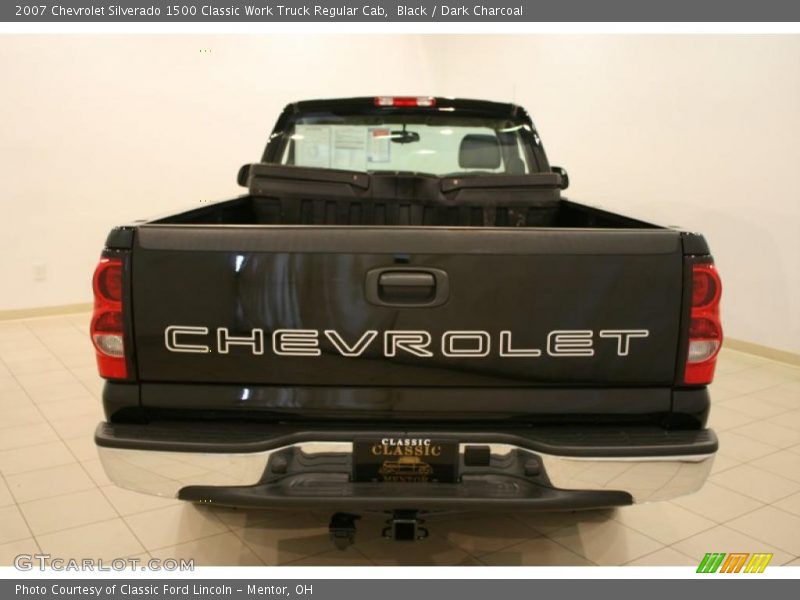 Black / Dark Charcoal 2007 Chevrolet Silverado 1500 Classic Work Truck Regular Cab