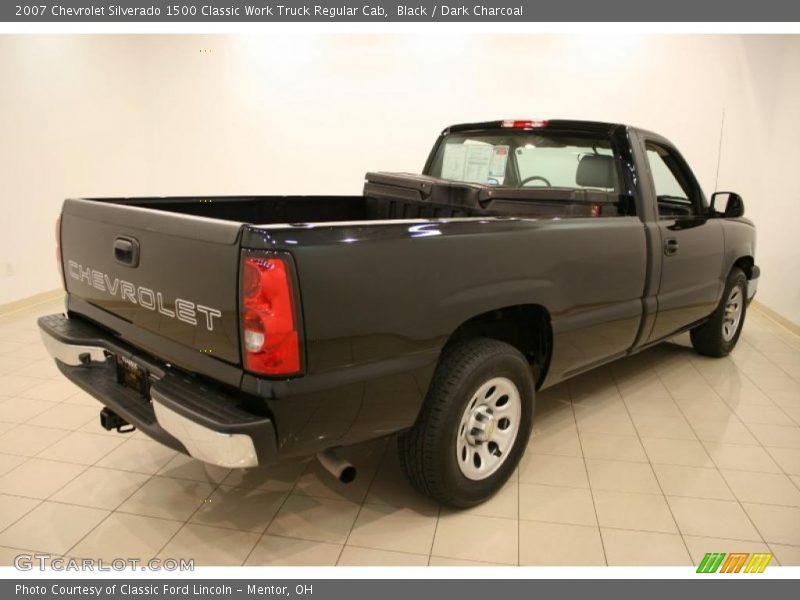 Black / Dark Charcoal 2007 Chevrolet Silverado 1500 Classic Work Truck Regular Cab