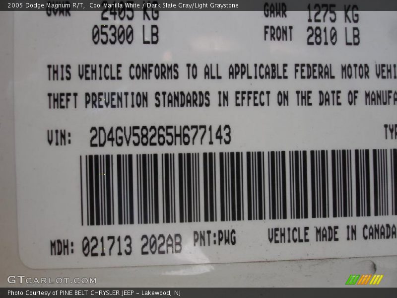 Cool Vanilla White / Dark Slate Gray/Light Graystone 2005 Dodge Magnum R/T