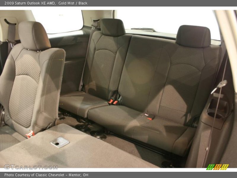 Gold Mist / Black 2009 Saturn Outlook XE AWD
