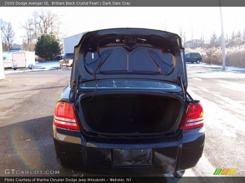 Brilliant Black Crystal Pearl / Dark Slate Gray 2009 Dodge Avenger SE