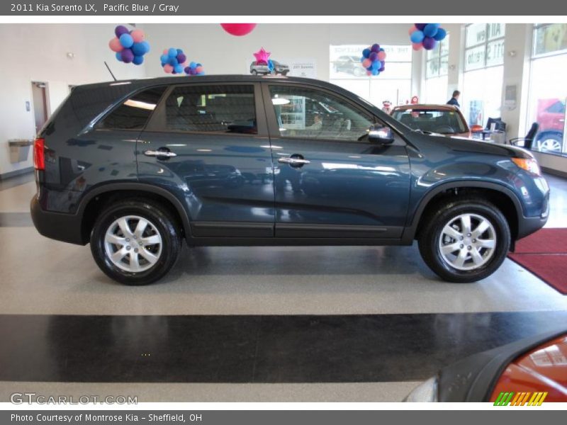Pacific Blue / Gray 2011 Kia Sorento LX