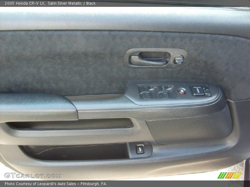 Satin Silver Metallic / Black 2005 Honda CR-V LX