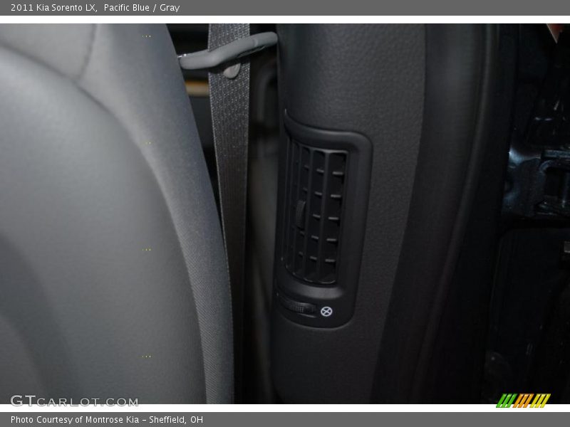 Pacific Blue / Gray 2011 Kia Sorento LX