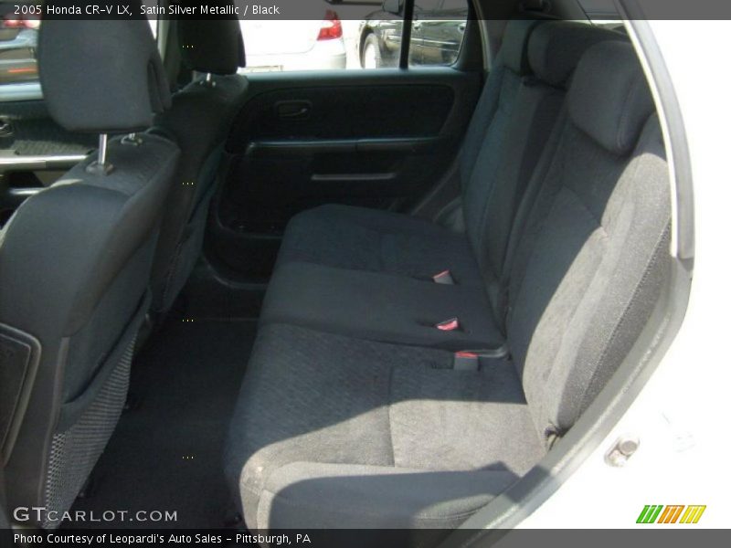 Satin Silver Metallic / Black 2005 Honda CR-V LX