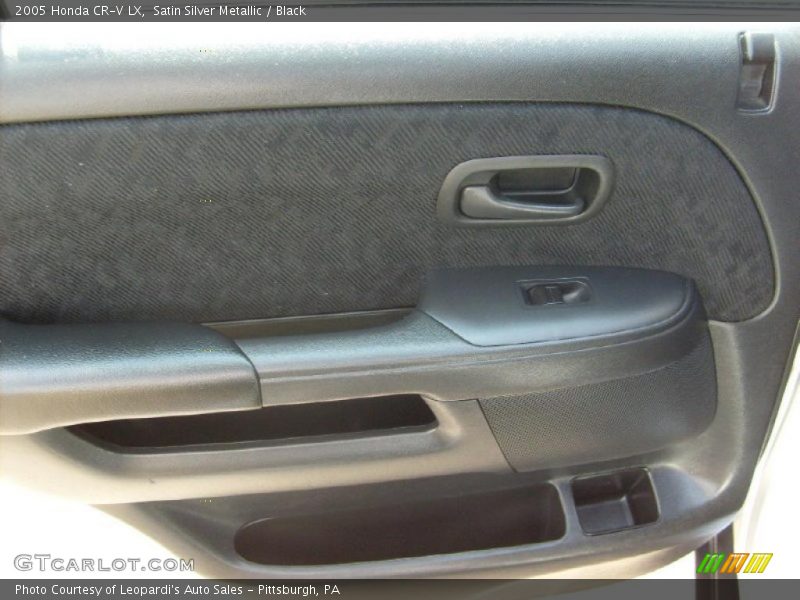 Satin Silver Metallic / Black 2005 Honda CR-V LX
