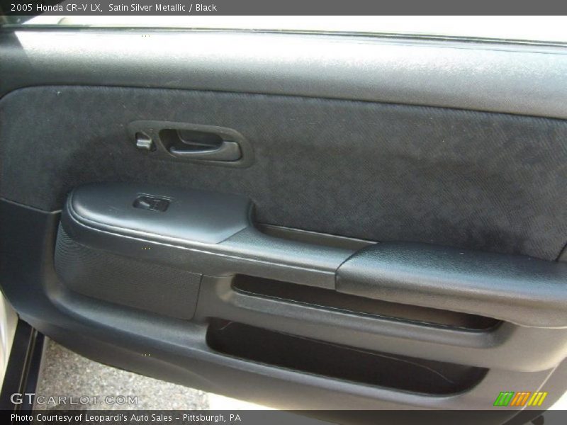 Satin Silver Metallic / Black 2005 Honda CR-V LX
