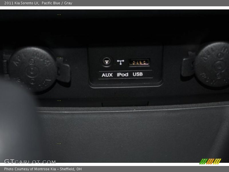 Pacific Blue / Gray 2011 Kia Sorento LX
