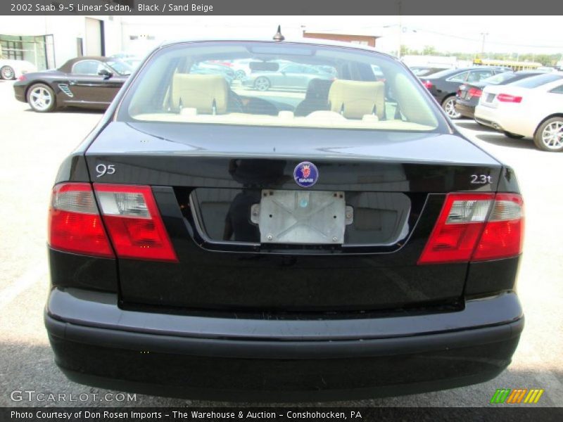Black / Sand Beige 2002 Saab 9-5 Linear Sedan