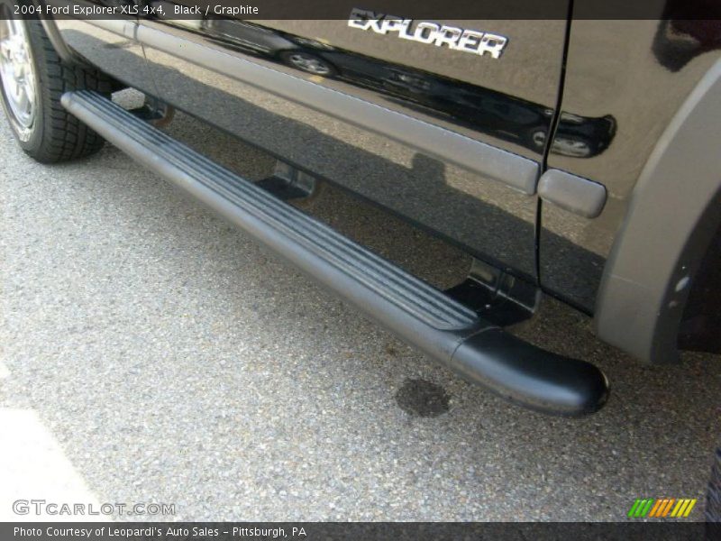 Black / Graphite 2004 Ford Explorer XLS 4x4