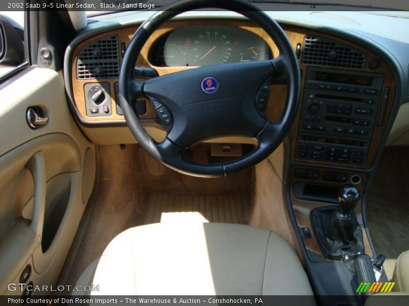 Black / Sand Beige 2002 Saab 9-5 Linear Sedan