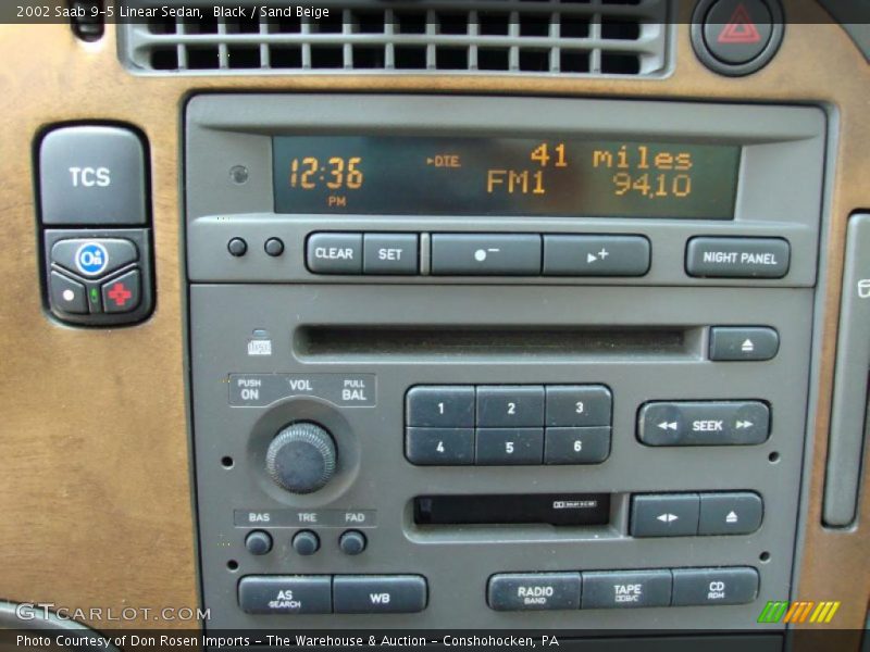 Black / Sand Beige 2002 Saab 9-5 Linear Sedan