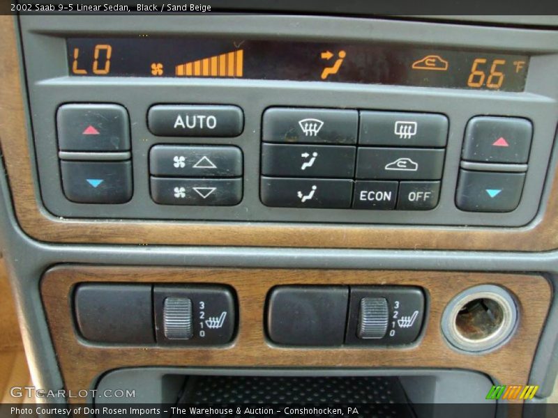 Black / Sand Beige 2002 Saab 9-5 Linear Sedan