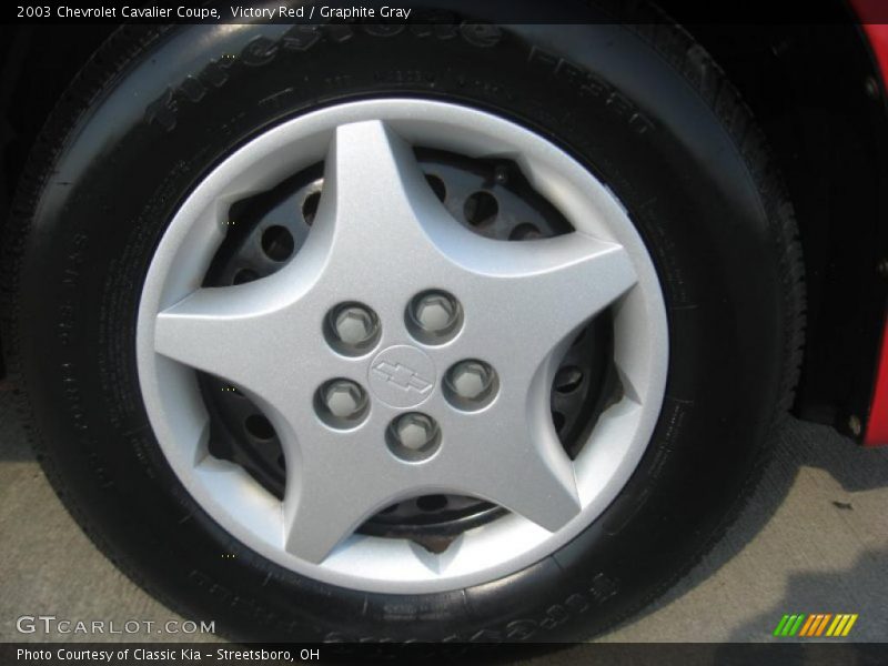 Victory Red / Graphite Gray 2003 Chevrolet Cavalier Coupe
