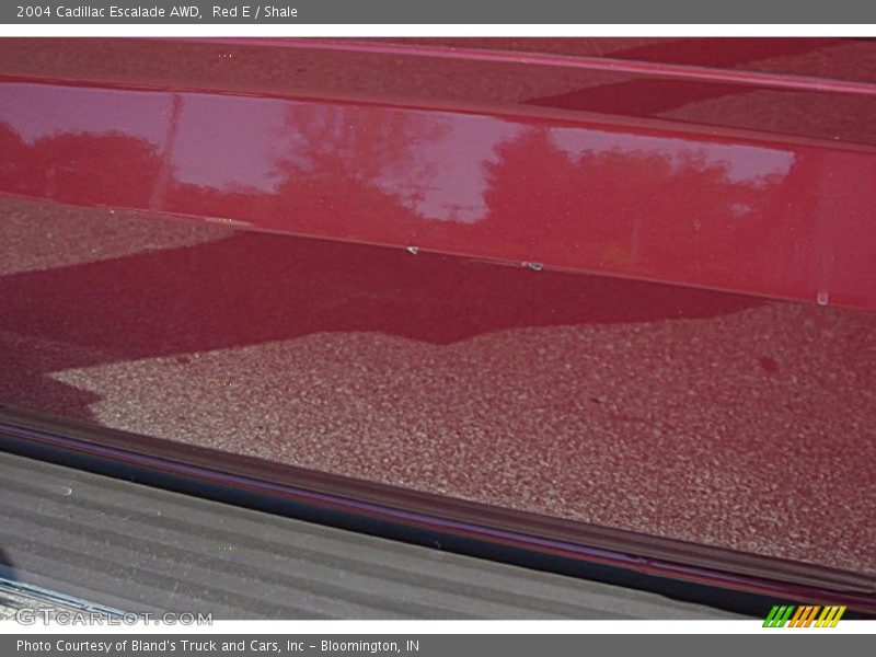 Red E / Shale 2004 Cadillac Escalade AWD
